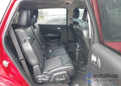 2018 Dodge Journey Crossroad z USA, uszkodzony, nr VIN 3C4PDCGG7JT369580